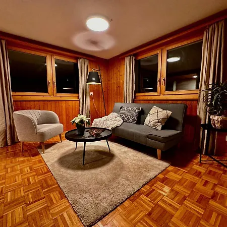公寓 Cosy 10 Min From Gstaad With Stunning View *
